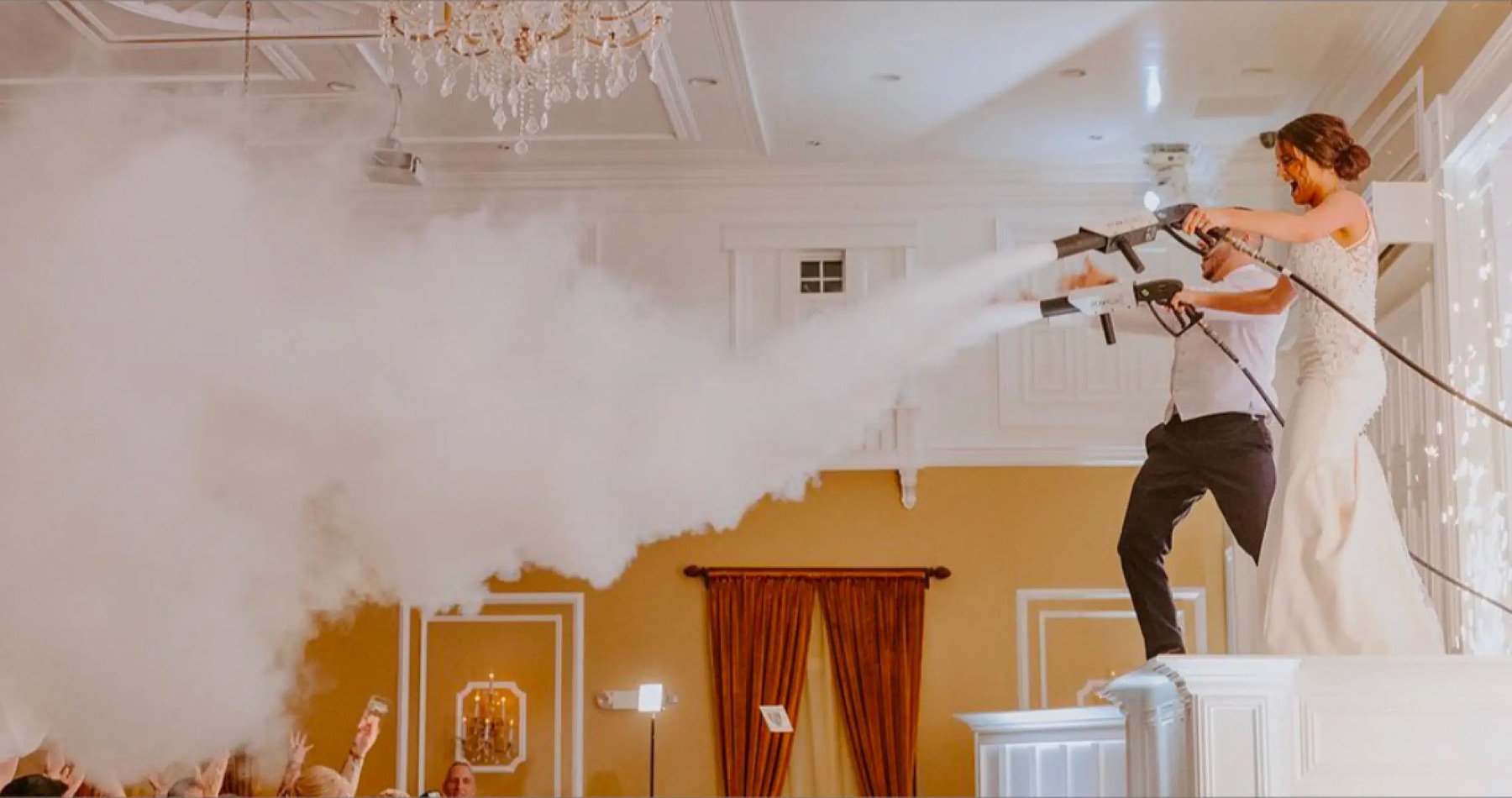 A cold spark and fog effect during a first dance
